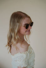 Load image into Gallery viewer, model wearing the alex sunglasses.